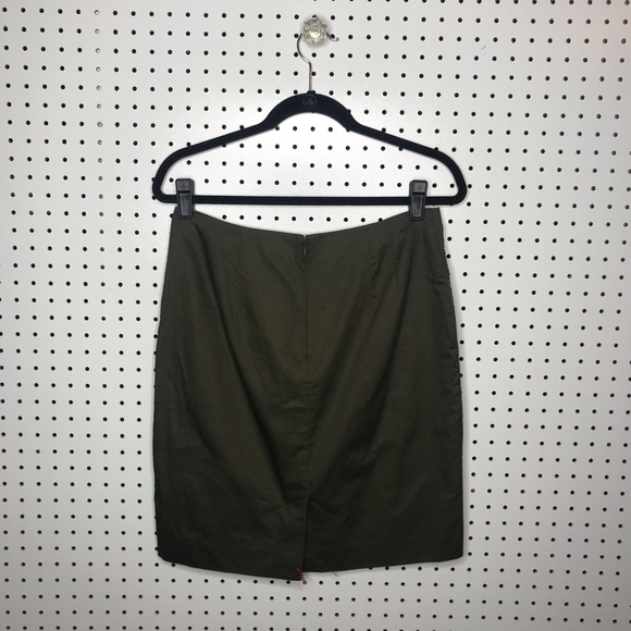 NWT Banana Republic Pleated Skirt - Picture 2 of 3